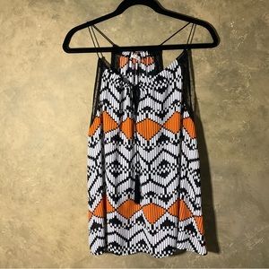 Le Lis Bold Graphic Flowy Chiffon and Lace Halter Style Top